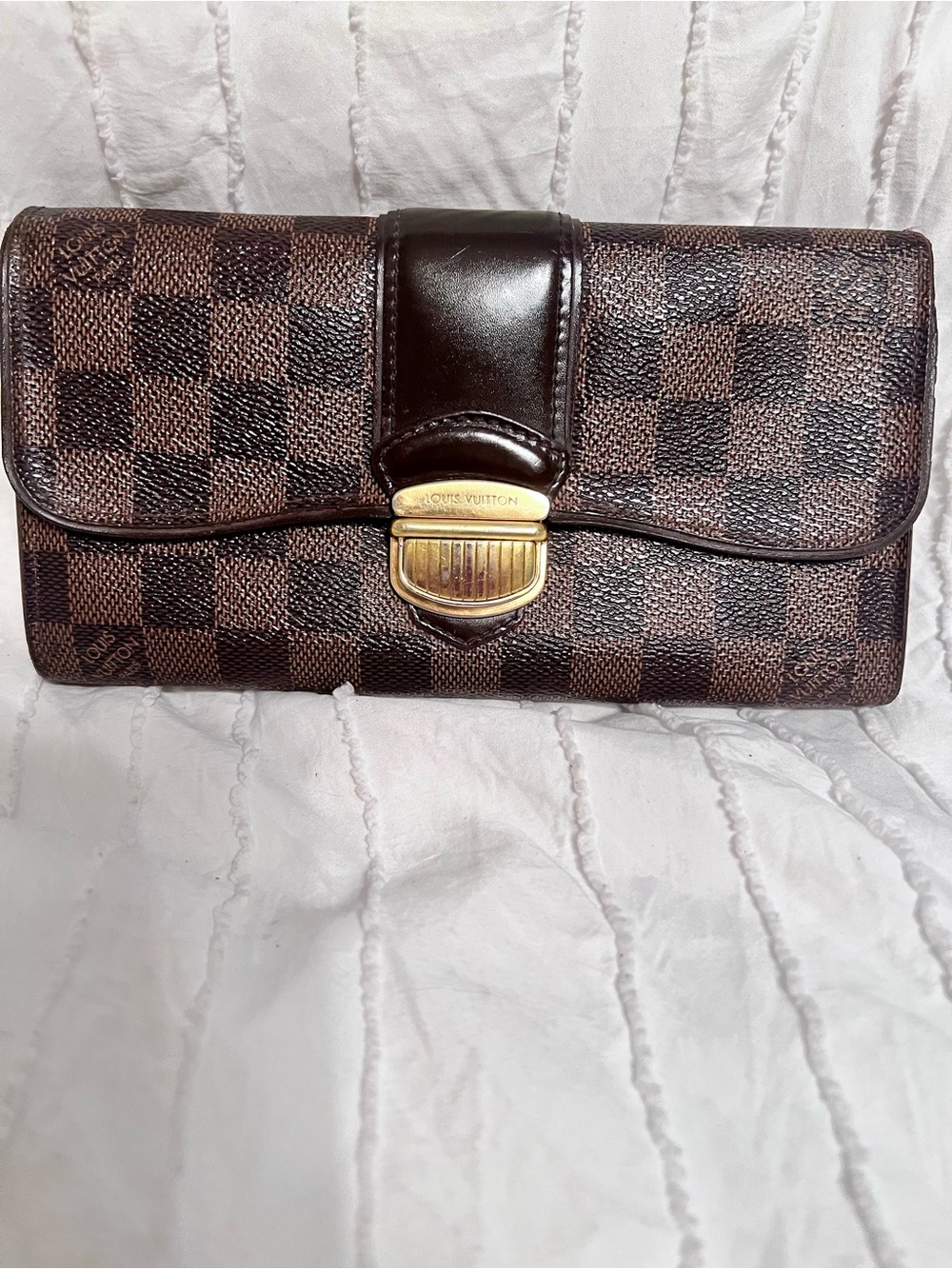 Louis Vuitton Brown Damier Ebene Checkered Wallet Clutch with Gold-Tone Lock